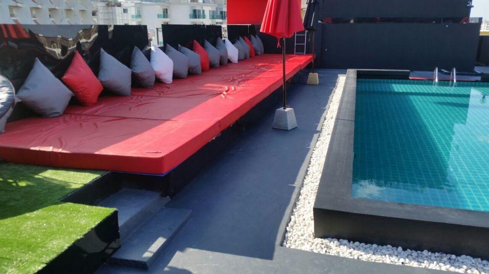 Sharaya Patong Hotel Екстериор снимка