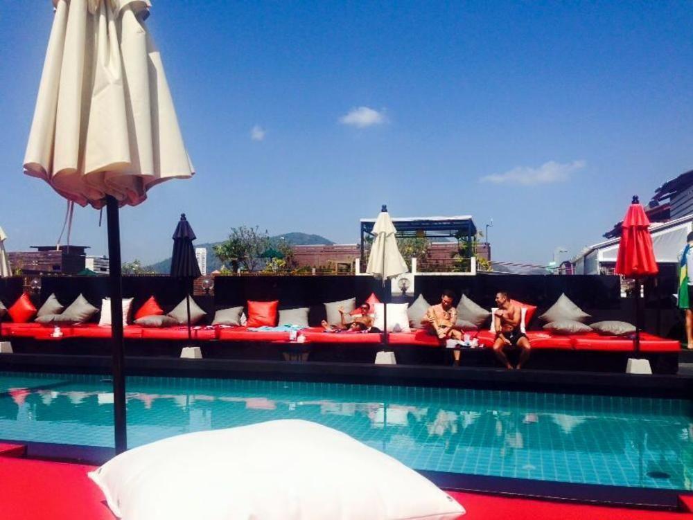 Sharaya Patong Hotel Екстериор снимка