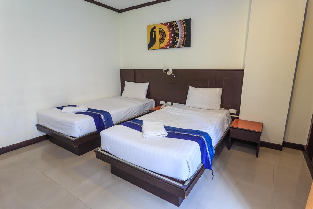 Sharaya Patong Hotel Екстериор снимка