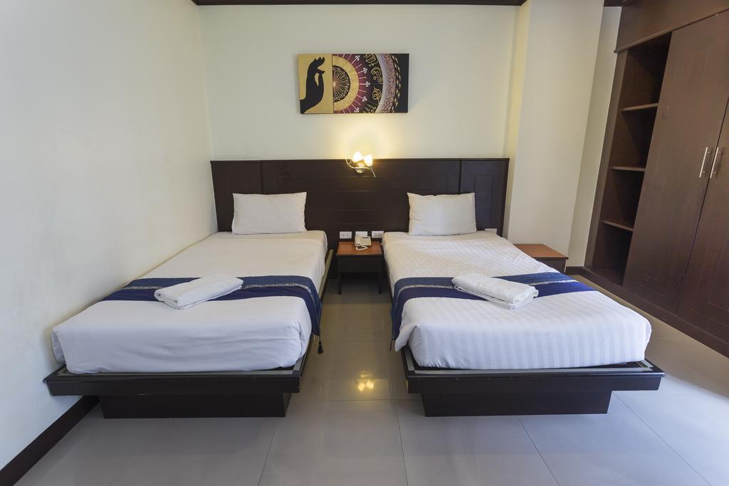 Sharaya Patong Hotel Екстериор снимка