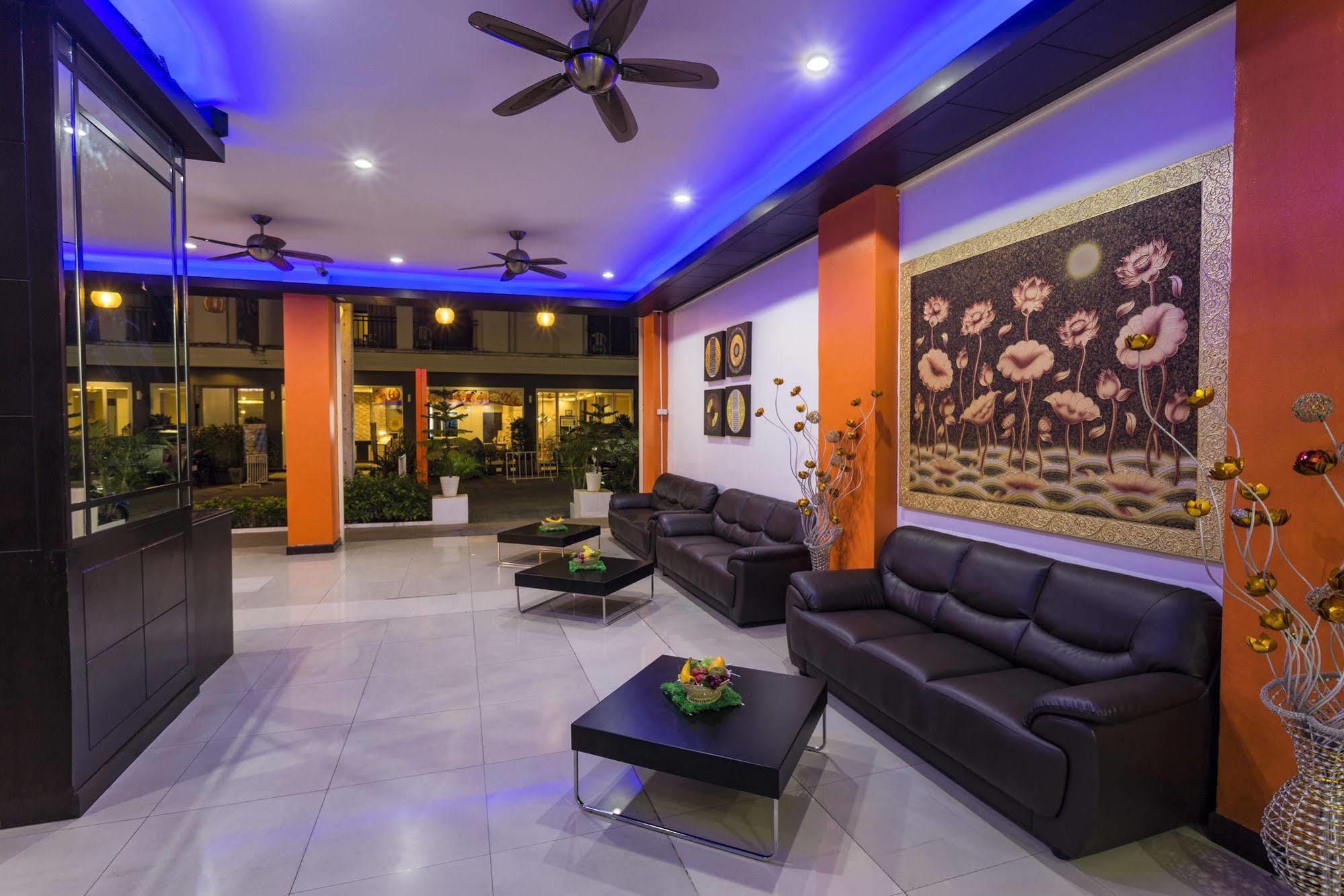 Sharaya Patong Hotel Екстериор снимка